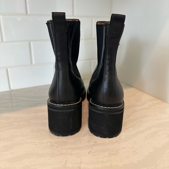 Madewell Carina Platform Chelsea Boot - Picture 8 of 8